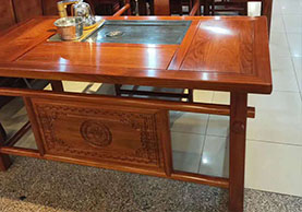 木制桌